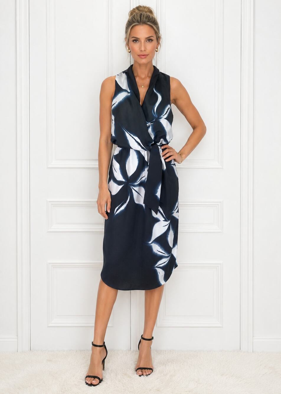 NWT Tahari Holley Size 8 Tropical Floral Wrap Dress